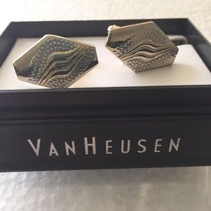 Cuff links Silver & gold tone NWT